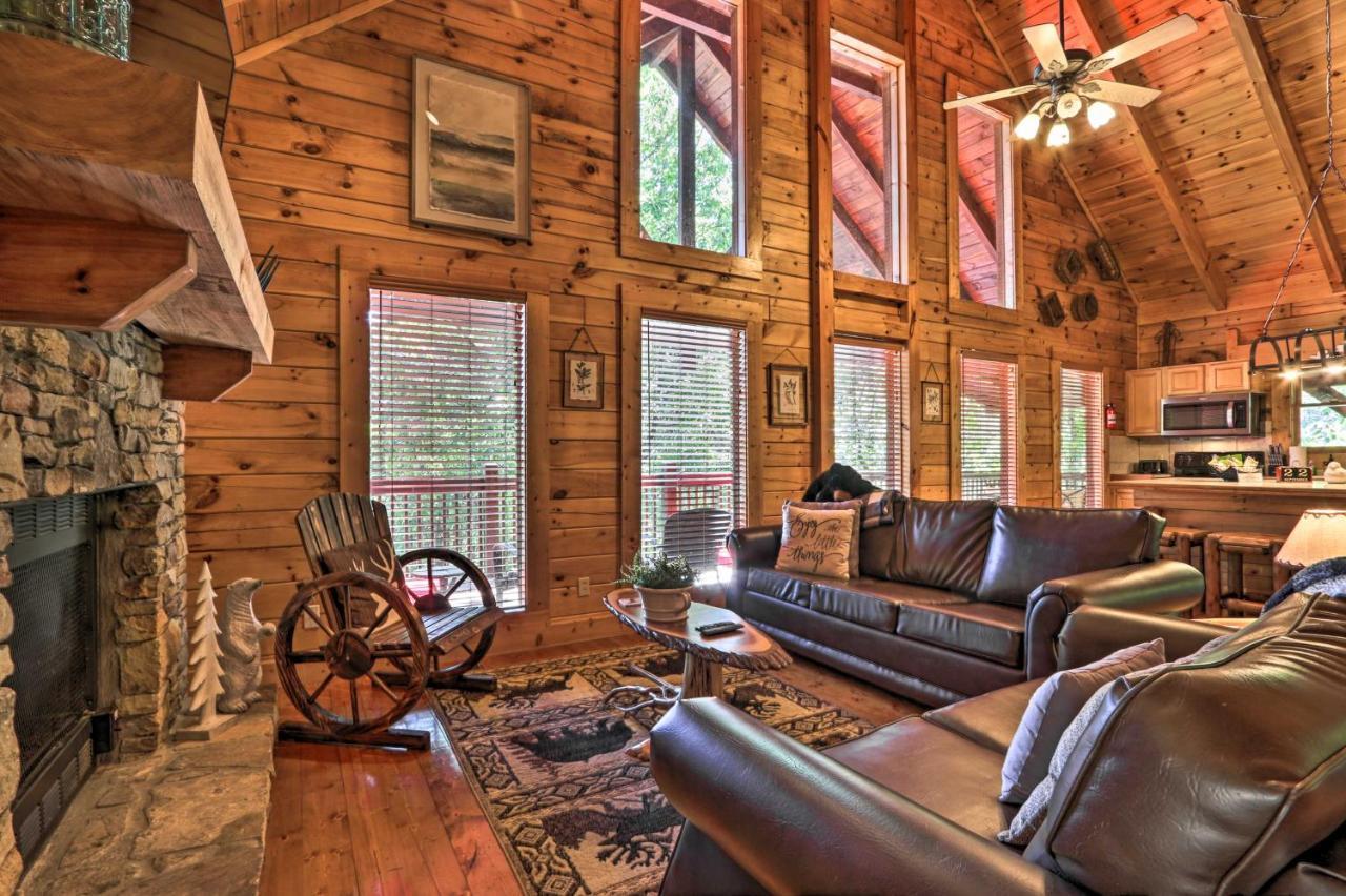 Sevierville Cabin With Deck Minutes To Pigeon Forge Экстерьер фото