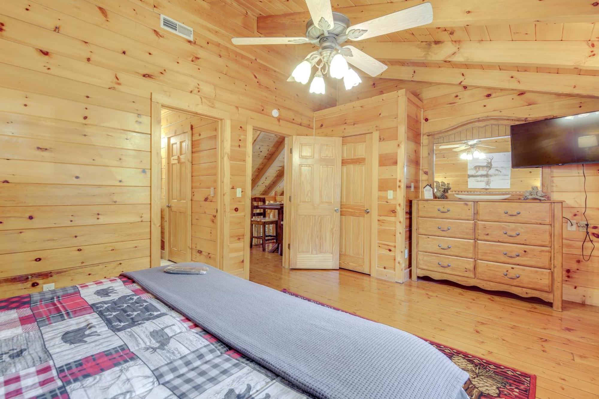 Sevierville Cabin With Deck Minutes To Pigeon Forge Экстерьер фото