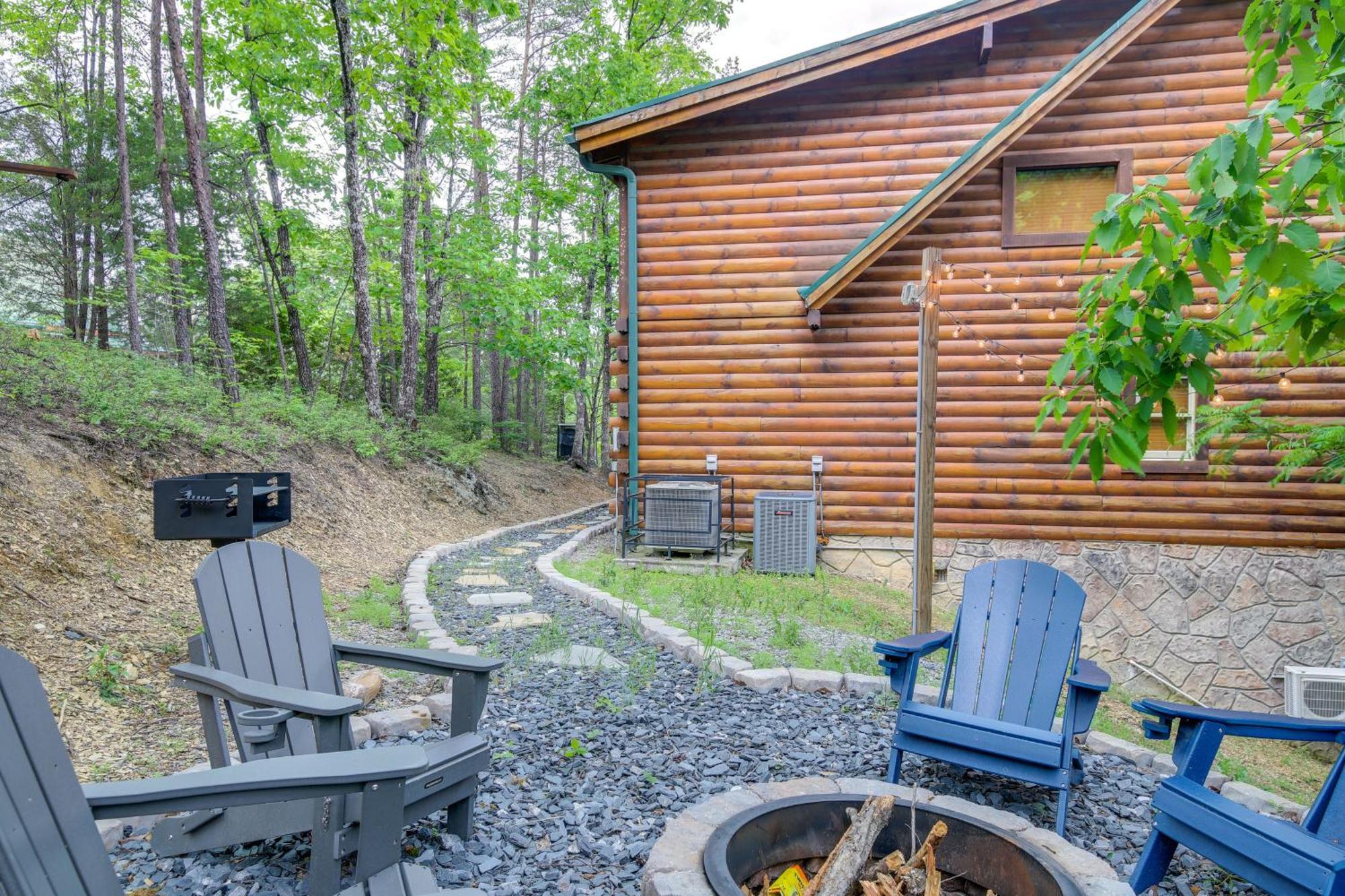 Sevierville Cabin With Deck Minutes To Pigeon Forge Экстерьер фото