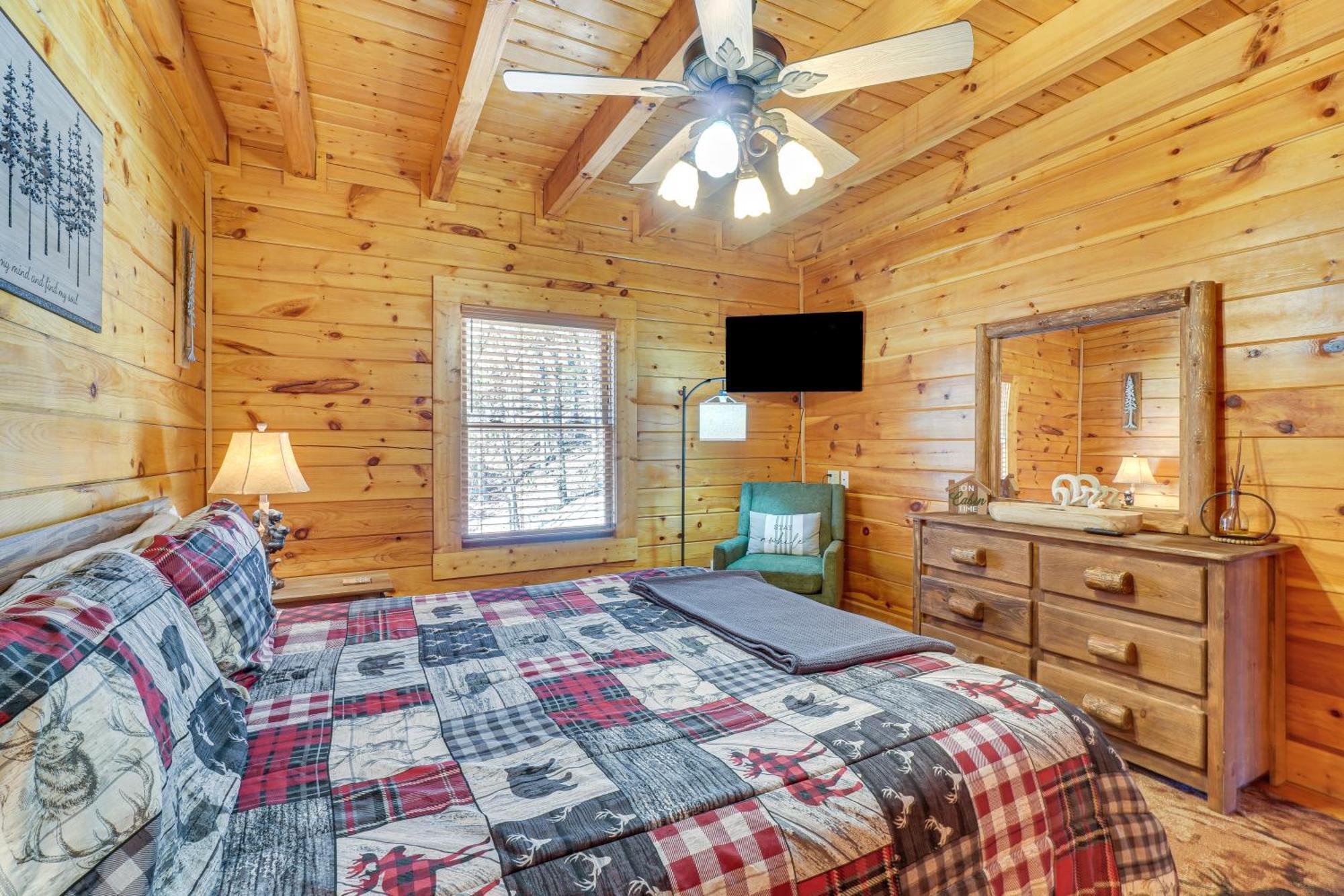 Sevierville Cabin With Deck Minutes To Pigeon Forge Экстерьер фото